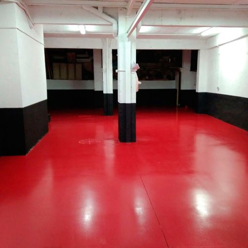 DecoSanpor 92 garaje con suelo pintado